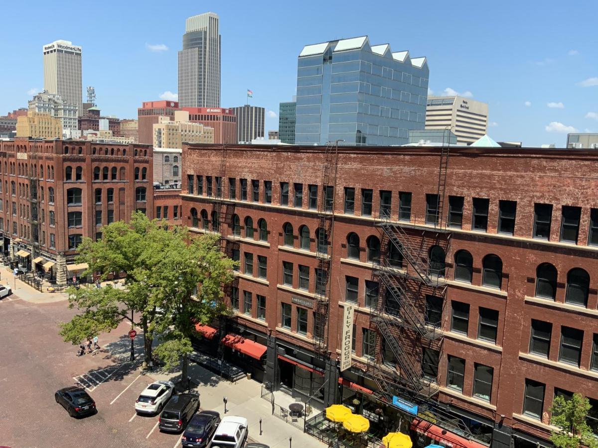 Blackout Themed Residence In The Prime Heart Of Omaha'S Old Market! Kültér fotó